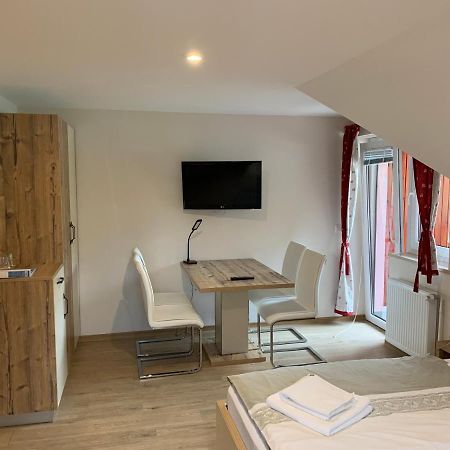 Guesthouse Veranda 莫斯特拉纳 外观 照片
