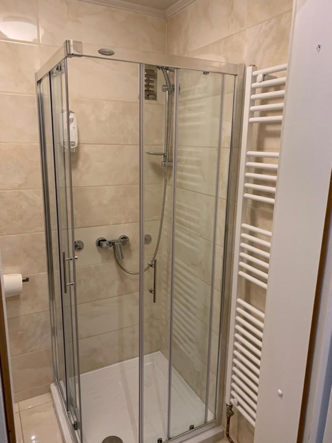 Guesthouse Veranda 莫斯特拉纳 外观 照片