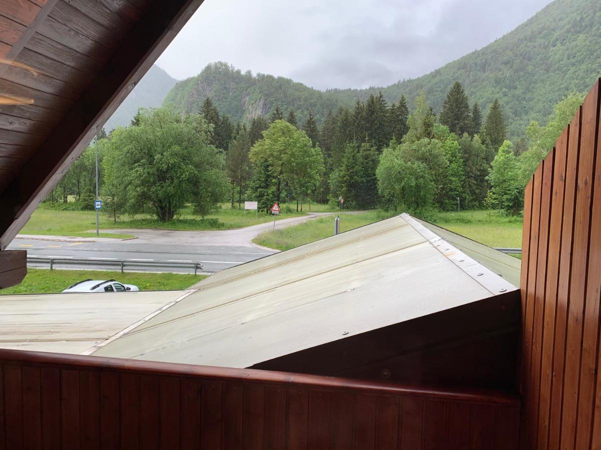 Guesthouse Veranda 莫斯特拉纳 外观 照片