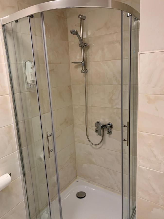 Guesthouse Veranda 莫斯特拉纳 外观 照片