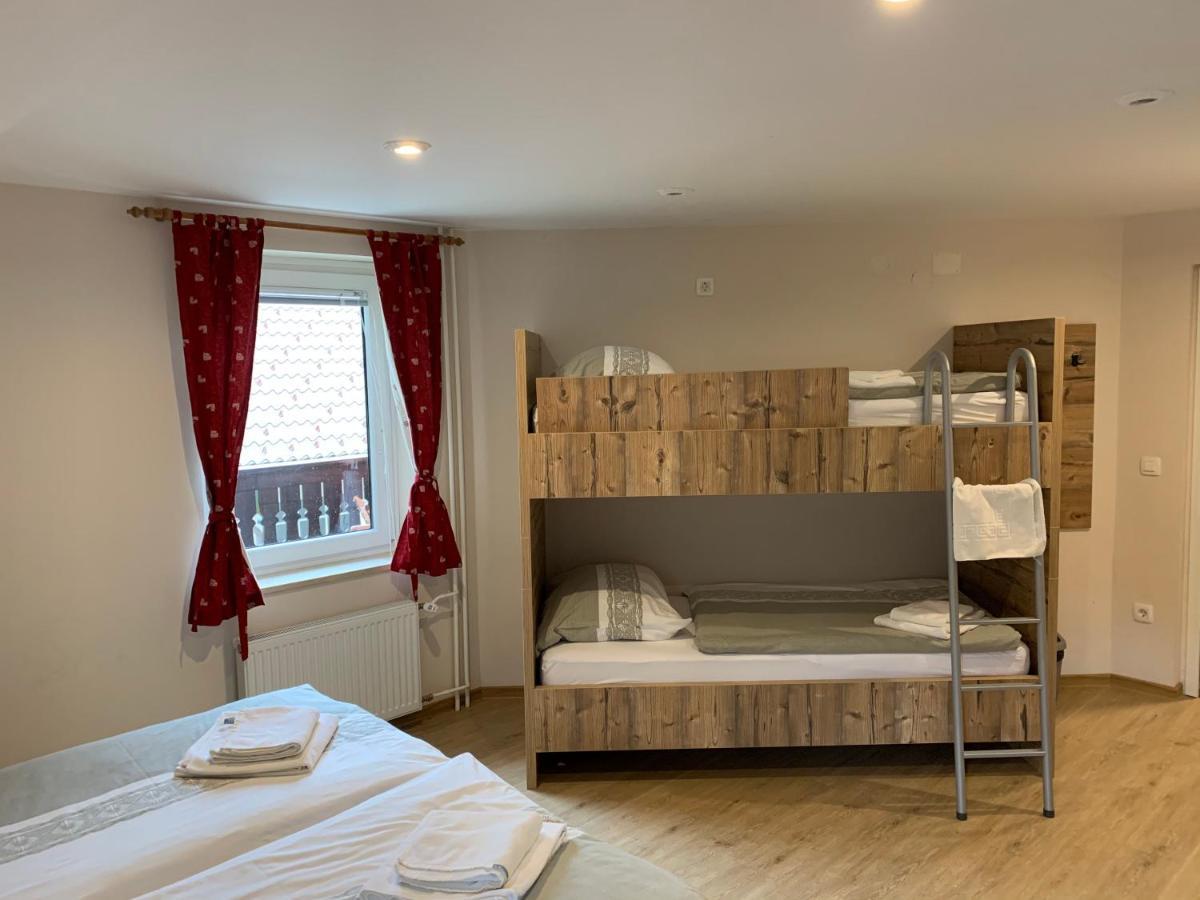 Guesthouse Veranda 莫斯特拉纳 外观 照片