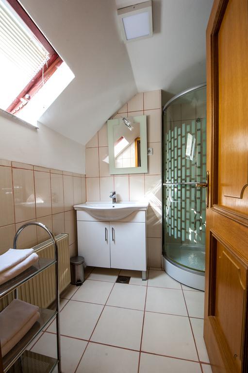 Guesthouse Veranda 莫斯特拉纳 外观 照片