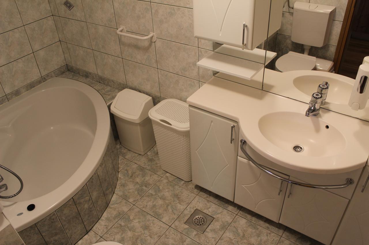 Guesthouse Veranda 莫斯特拉纳 外观 照片
